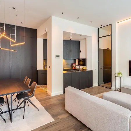 Luxe En Authenticiteit * Antwerpen